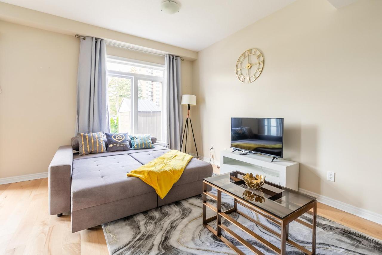 Globalstay Modern Townhomes In Lakeshore Steps To The Beach Hamilton Eksteriør billede